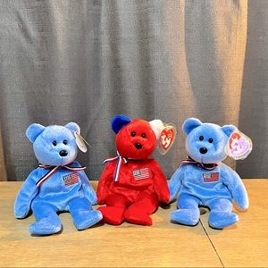 Ty Beanie Babies America blue (x2) and America red.